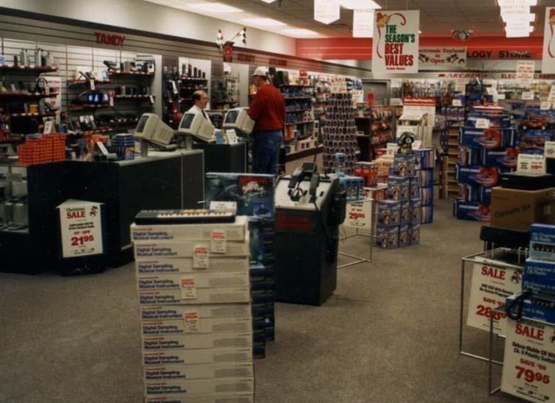 “RadioShack - Christmas 1989. A lot of their stores still had this decor when they closed down all the corporate stores a few years ago.”
